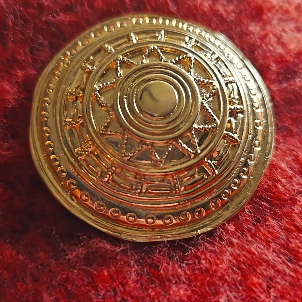 VINTAGE Gontie Paris brooch